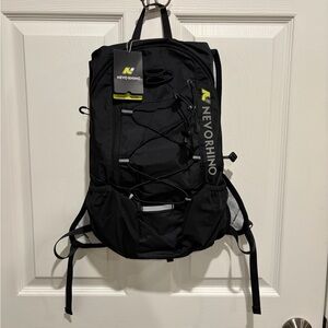 New NEVO RHINO Hydration
Running Vest 5.5L w 1.5L Bladder